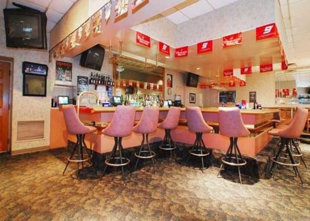 Rodeway Inn Conference Center 크로퍼즈빌 외부 사진